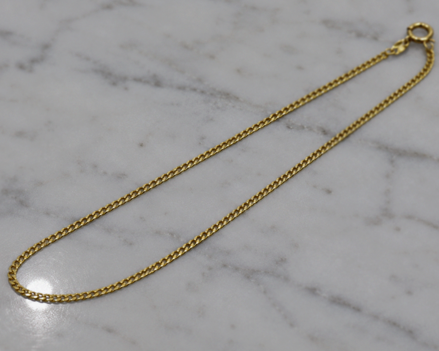 9ct Yellow Gold 1.5mm Super Flat Curb Chain