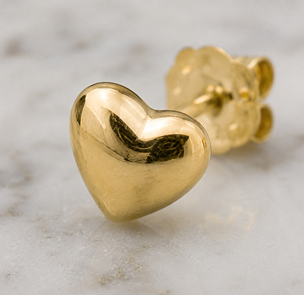 9ct Yellow Gold Heart Stud Earrings