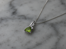 9ct White Gold Trillion Peridot & White Topaz Pendant – 46cm Curb Chain