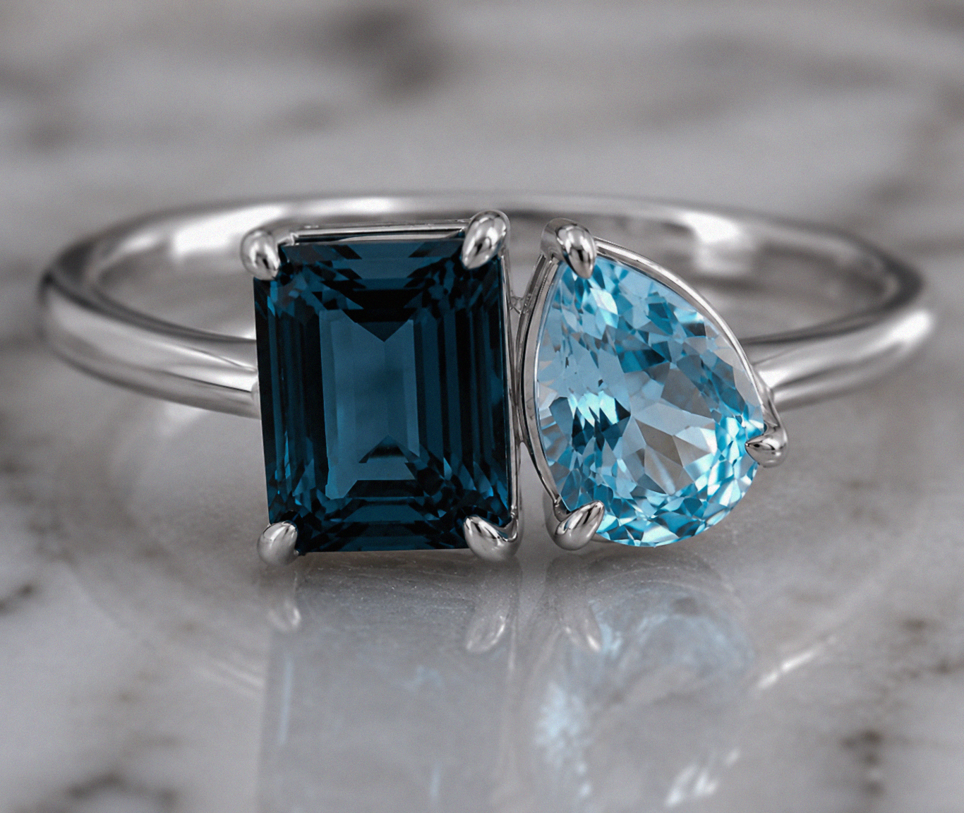 Toi et Moi London & Sky Blue Topaz Ring in 9ct White Gold