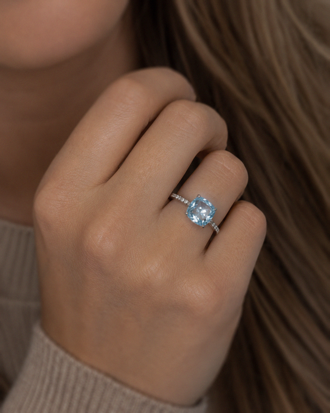 9ct White Gold Cushion-Cut Blue Topaz & Diamond Statement Ring
