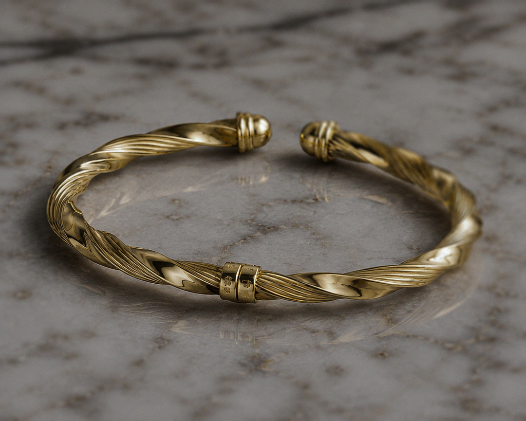 9ct Yellow Gold Sculpted Ribbed Twist Spring Bangle