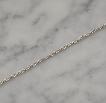 9ct White Gold Diamond-Cut Curb Chain 16"-20"