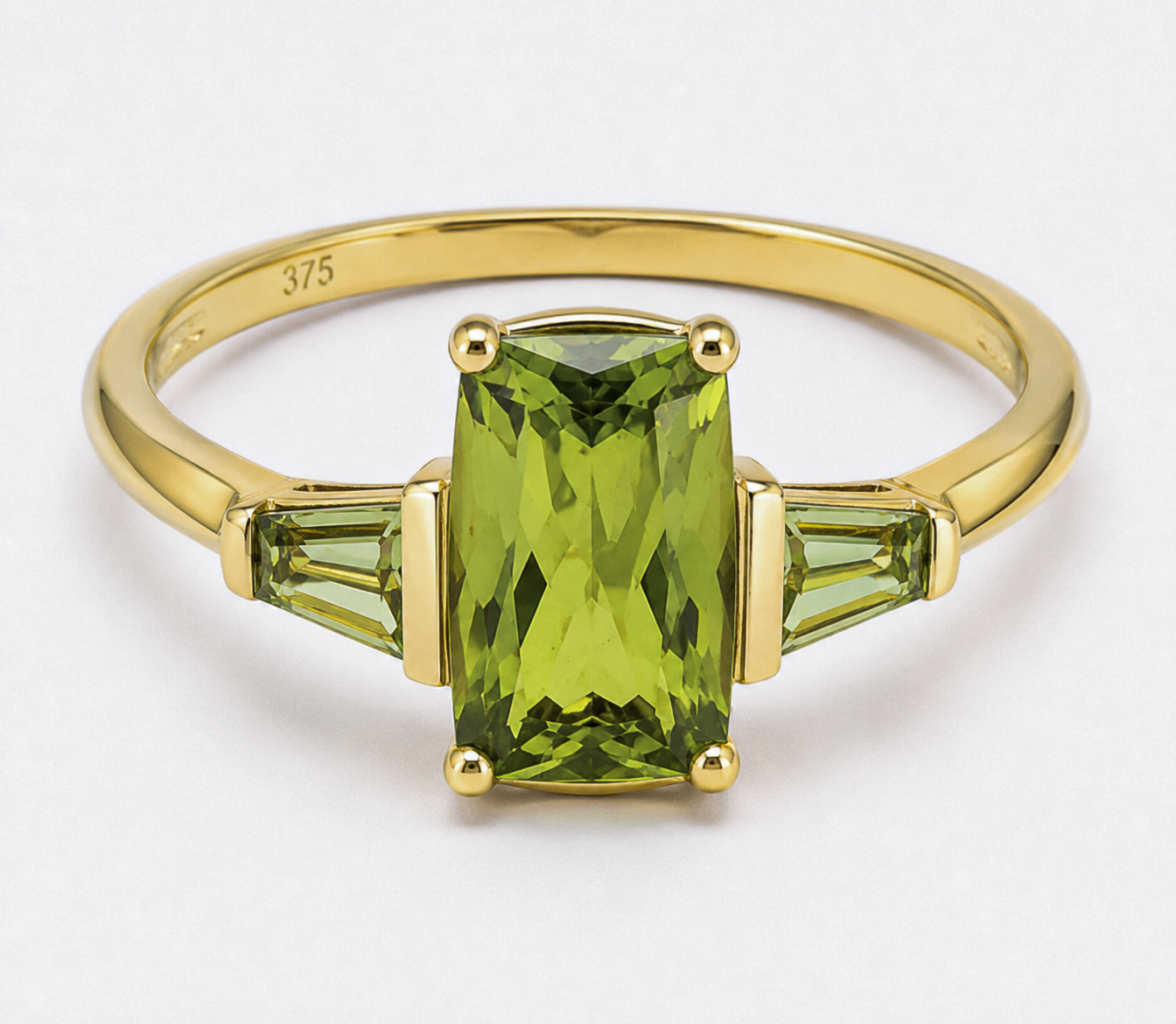 9ct Yellow Gold Trilogy Peridot Ring