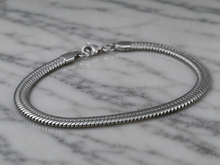 Men’s Stainless Steel Herringbone Chain Bracelet