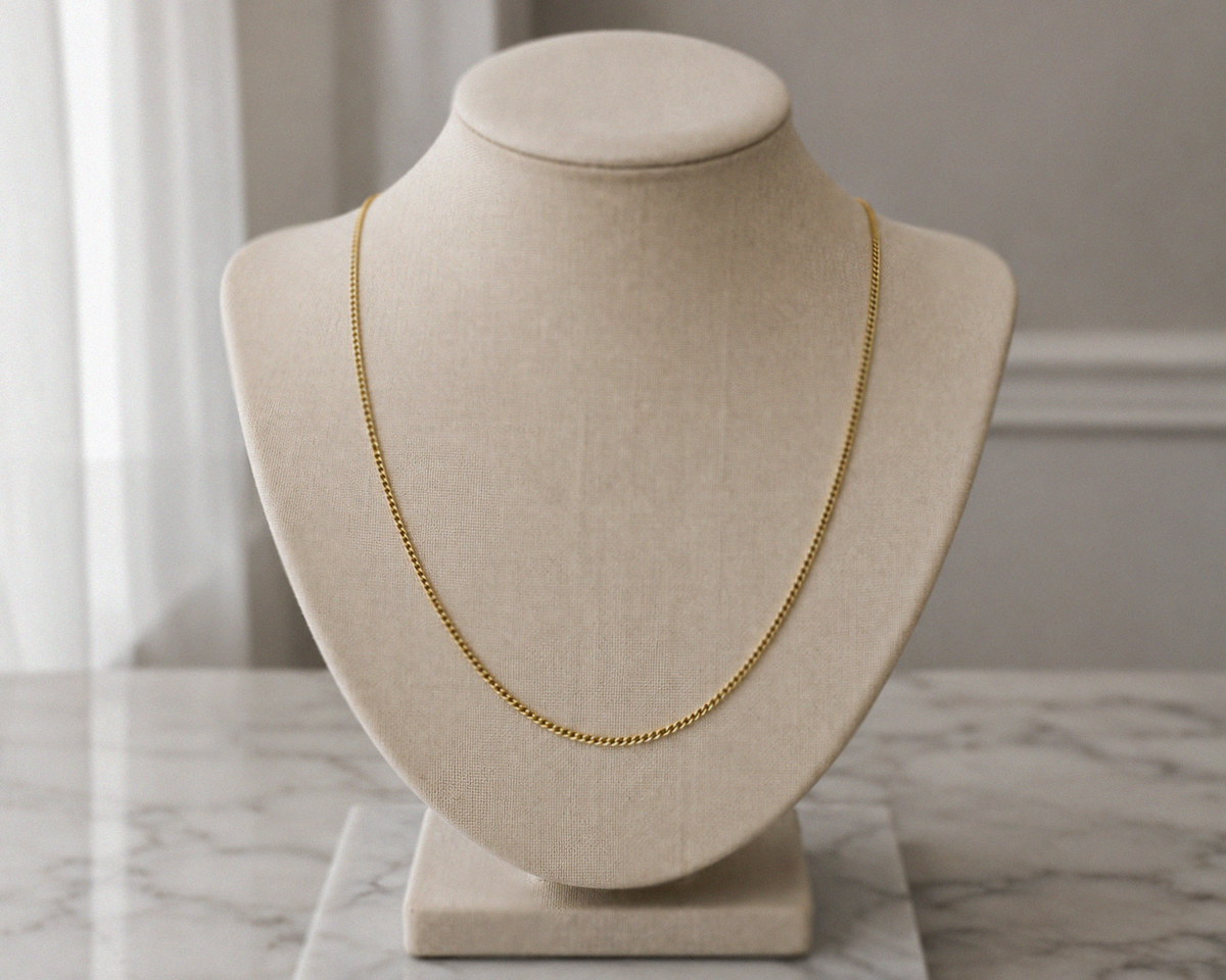 18ct Gold Pendant Curb Chain – 18” 3.1g (Italian gold)