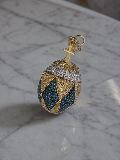 18ct White Gold 3ct diamond Fabergé Egg Charm Pendant.
