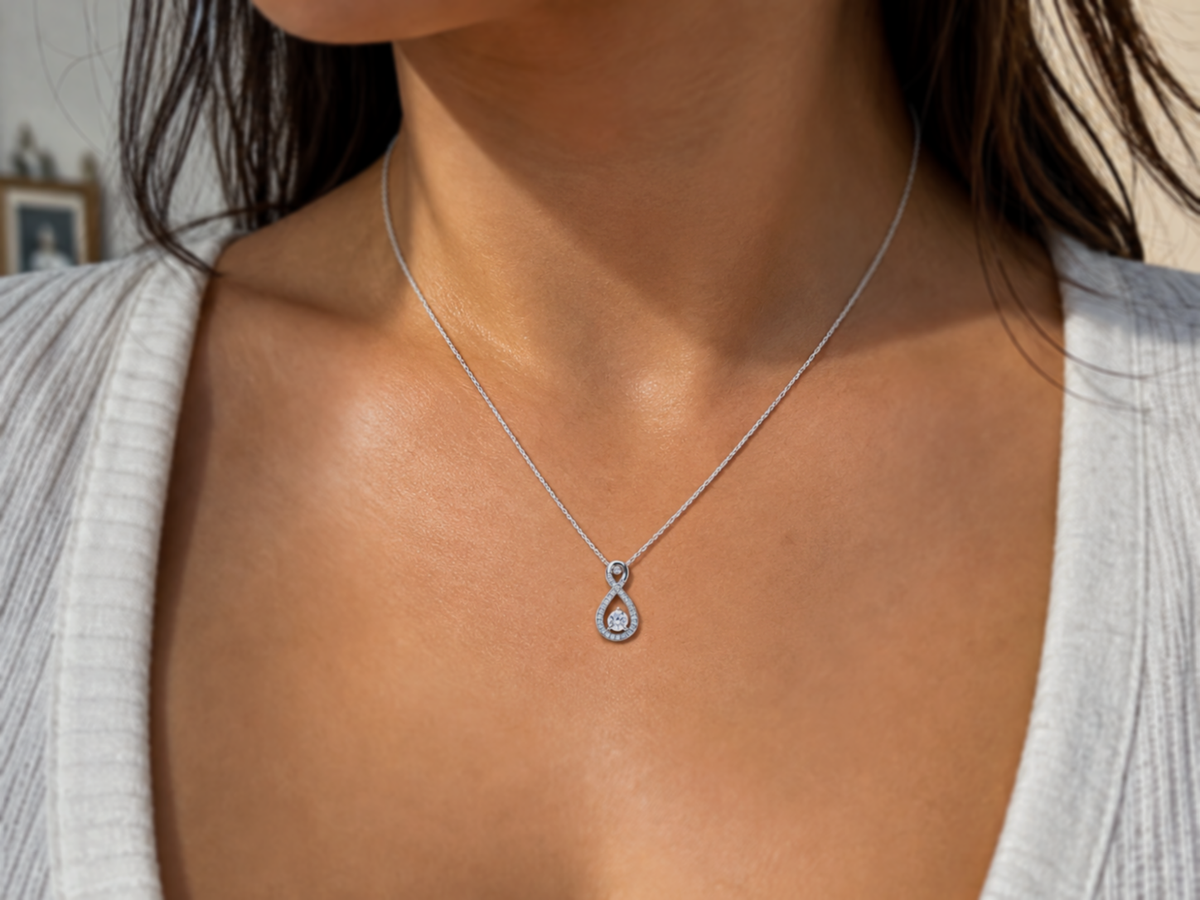 Diamonfire Sterling Silver 2ct Zirconia Infinity Necklace