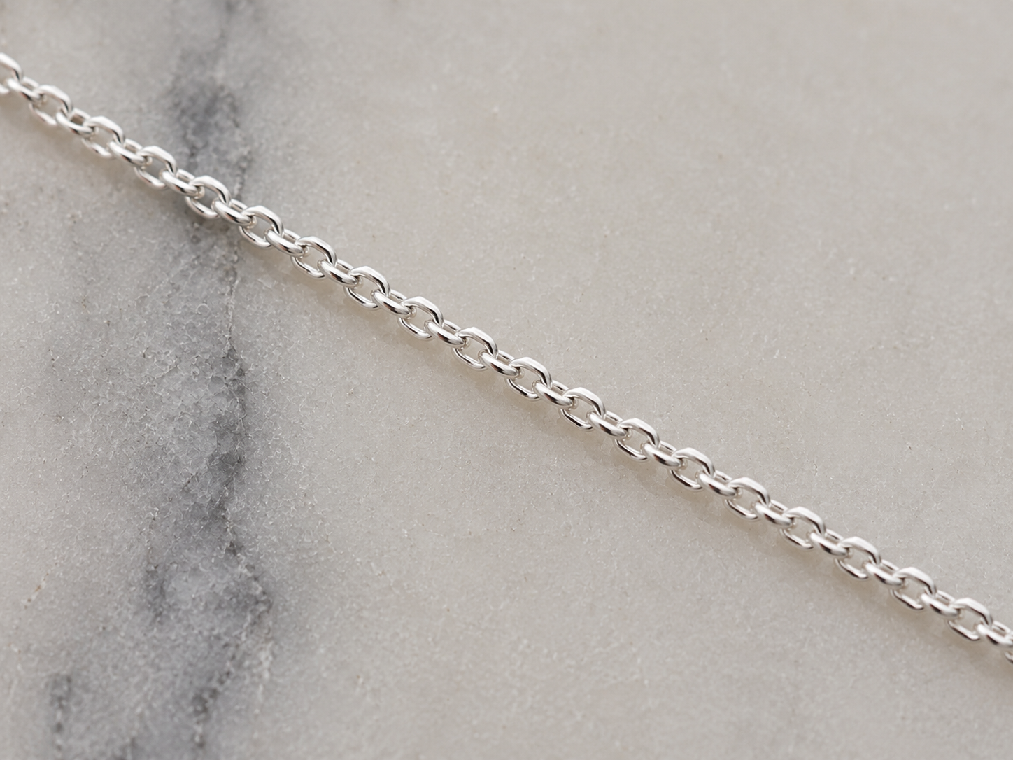 Sterling Silver Yellow Gold Plated Woven Circle Pendant with Trace Chain