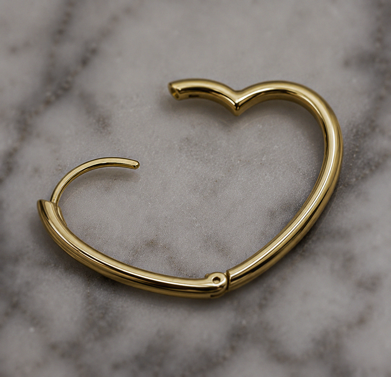 9ct Yellow Gold Open Heart Hoops