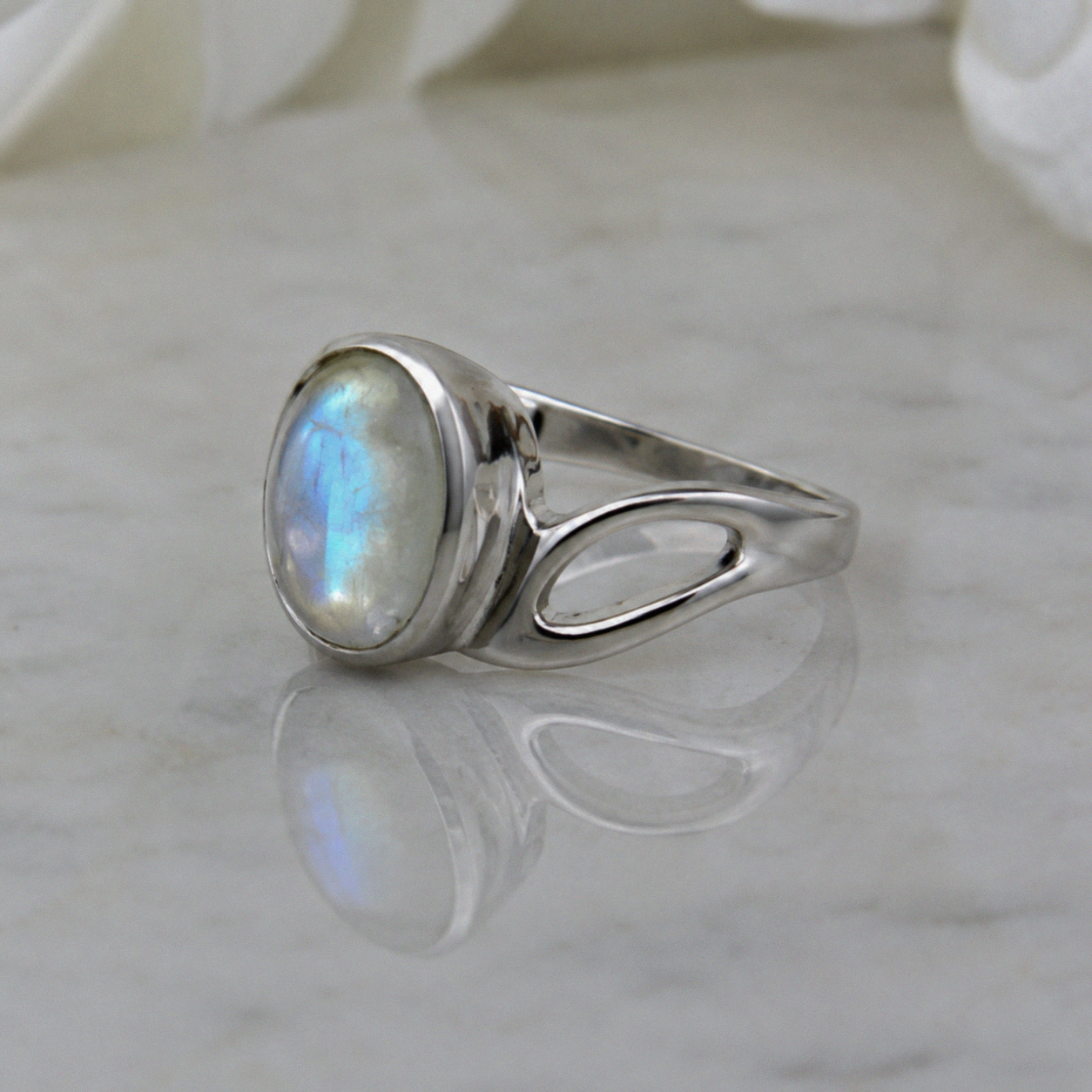 Banyan Sterling Silver Rainbow Moonstone Wave Ring