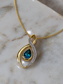 9ct Yellow Gold London Blue Topaz & Diamond Pendant Necklace