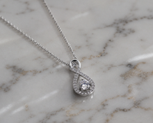 Diamonfire Sterling Silver 2ct Zirconia Infinity Necklace