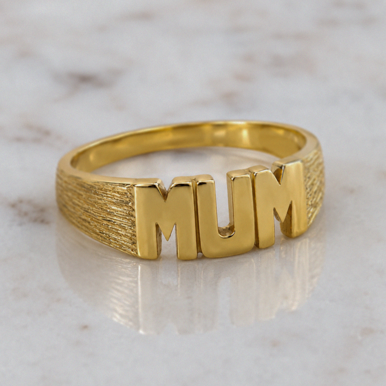 9ct Yellow Gold Textured Mum Ring