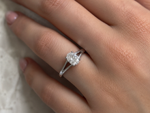 9ct White Gold Oval-Cut Split-Shoulder 0.31ct Diamond Engagement Ring