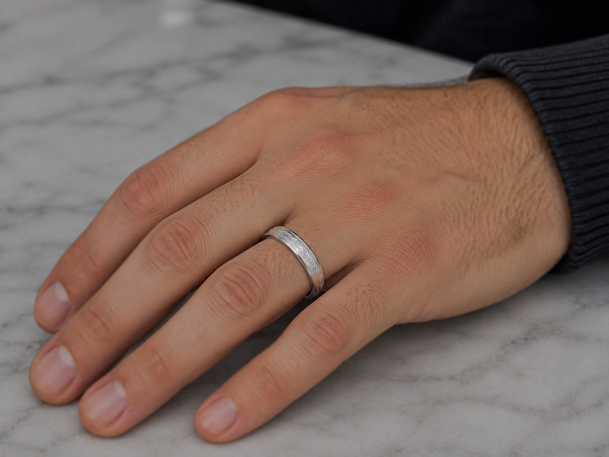 Sterling Silver Engraved Floral Band Ring