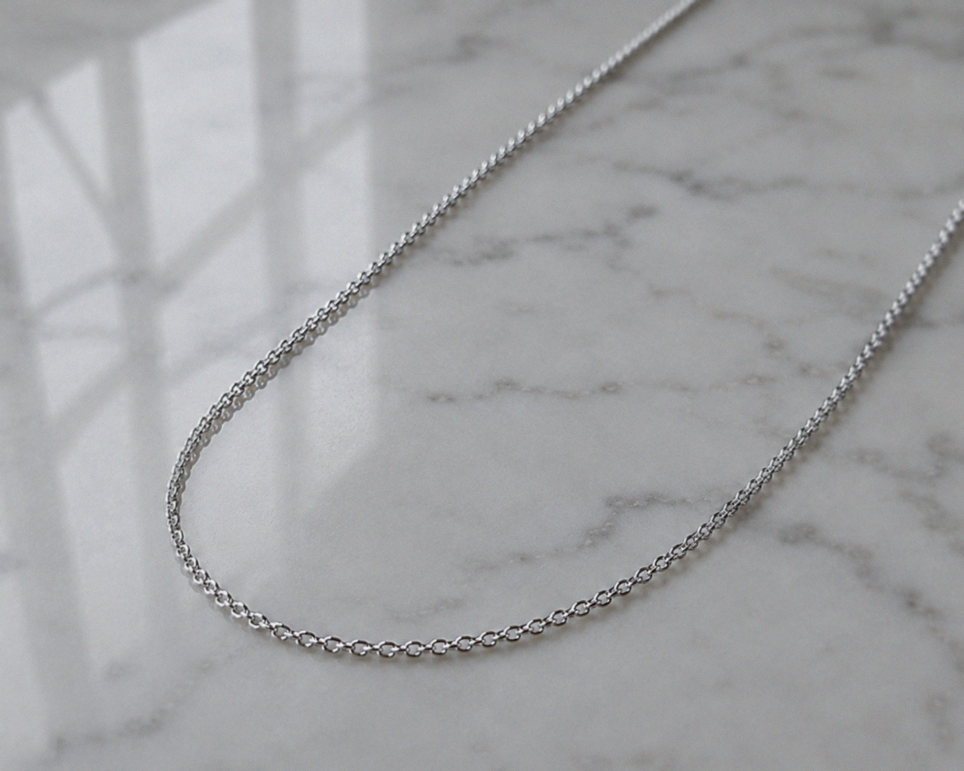 9ct White Gold Diamond-Cut Oval Belcher Chain