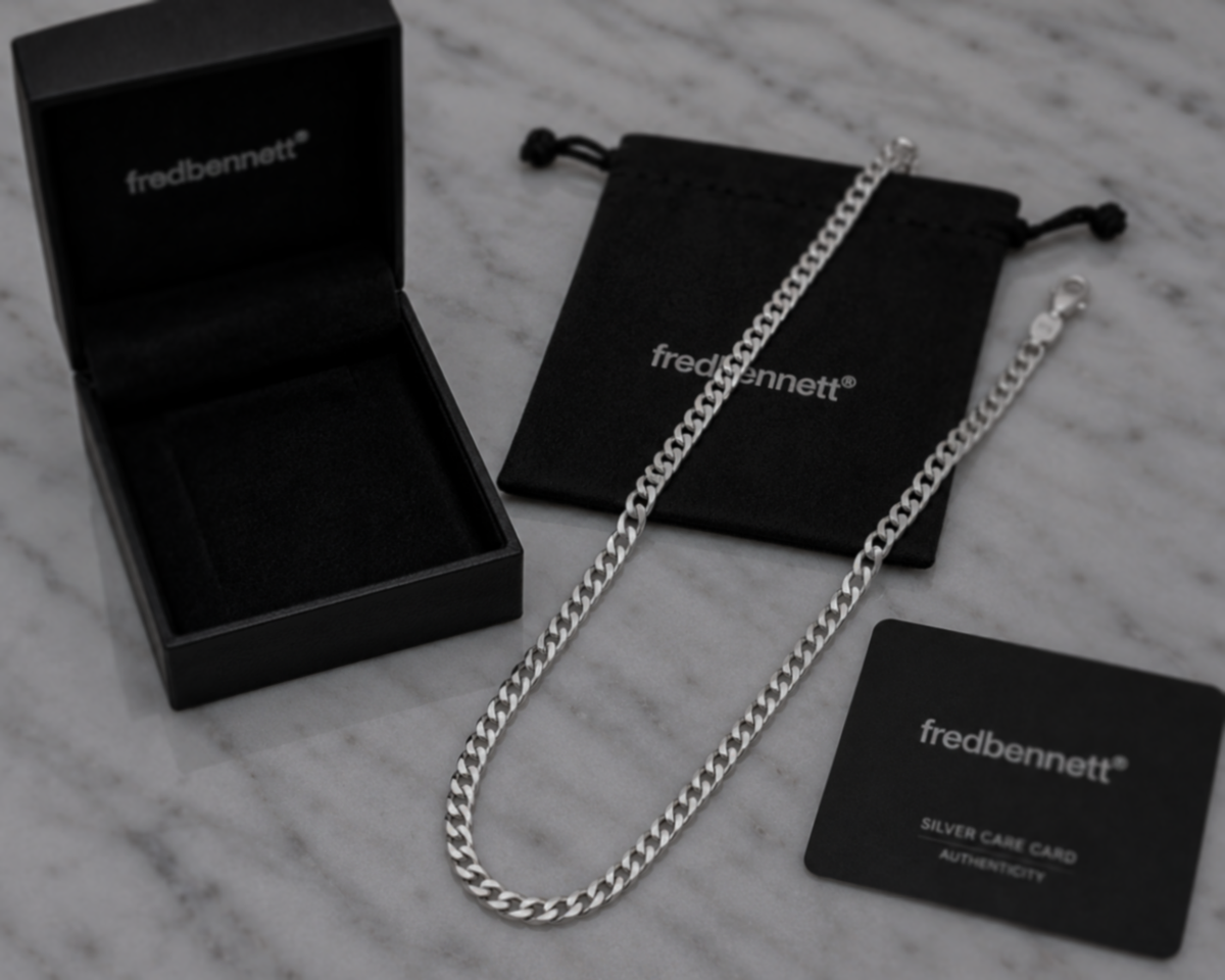 Fred Bennett Sterling Silver Diamond-Cut Curb Chain 56cm