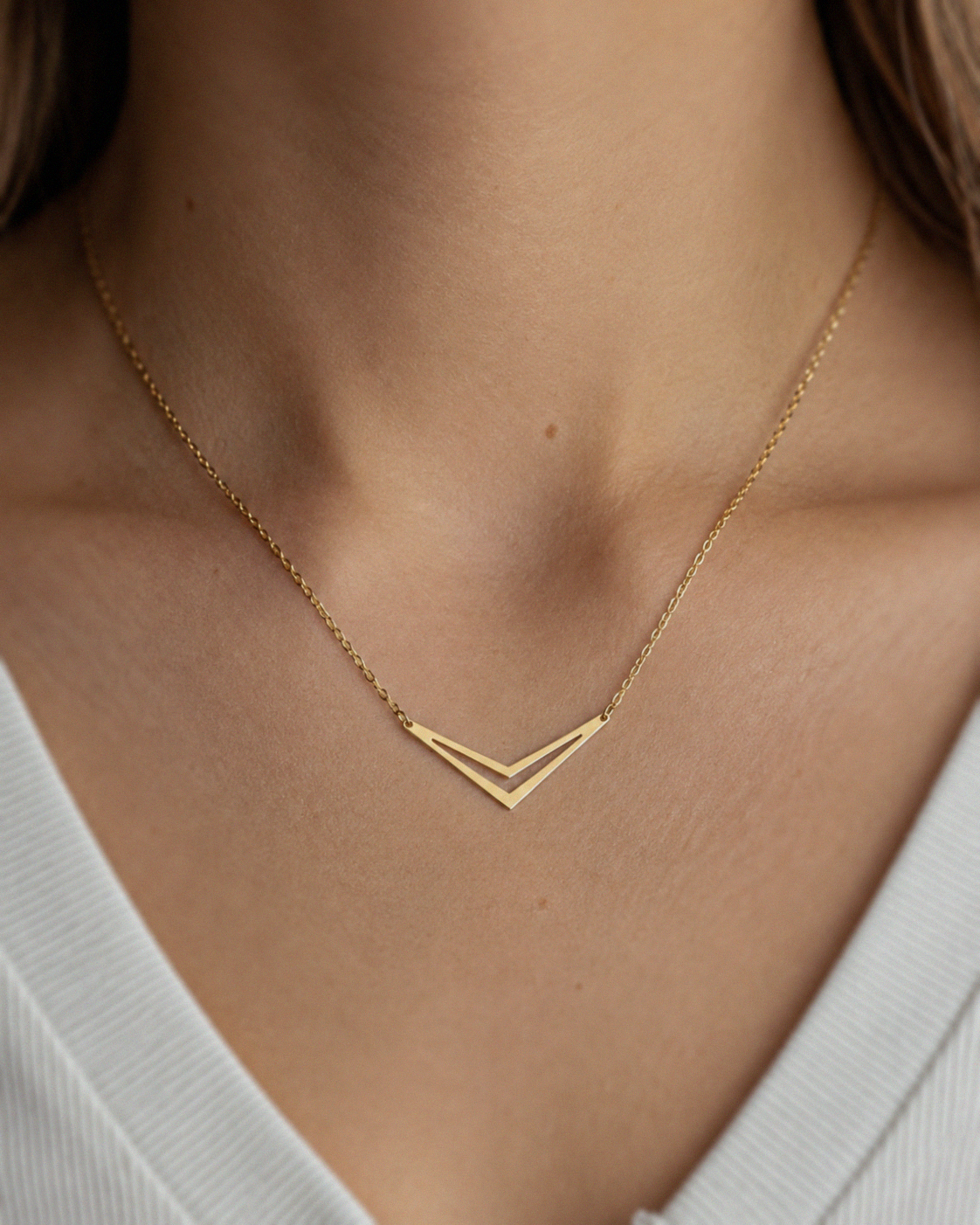 9ct Yellow Gold Double Chevron Arrow Necklace 16 Inch