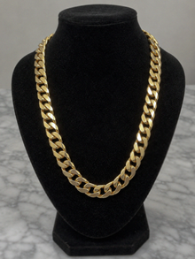 9ct Yellow Gold Heavy Flat curb (243g) 17mm Premium Statement Chain.