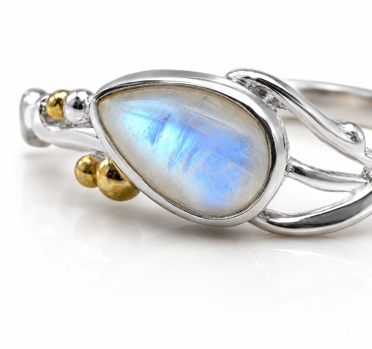 Banyan Sterling Silver Teardrop Rainbow Moonstone Ring