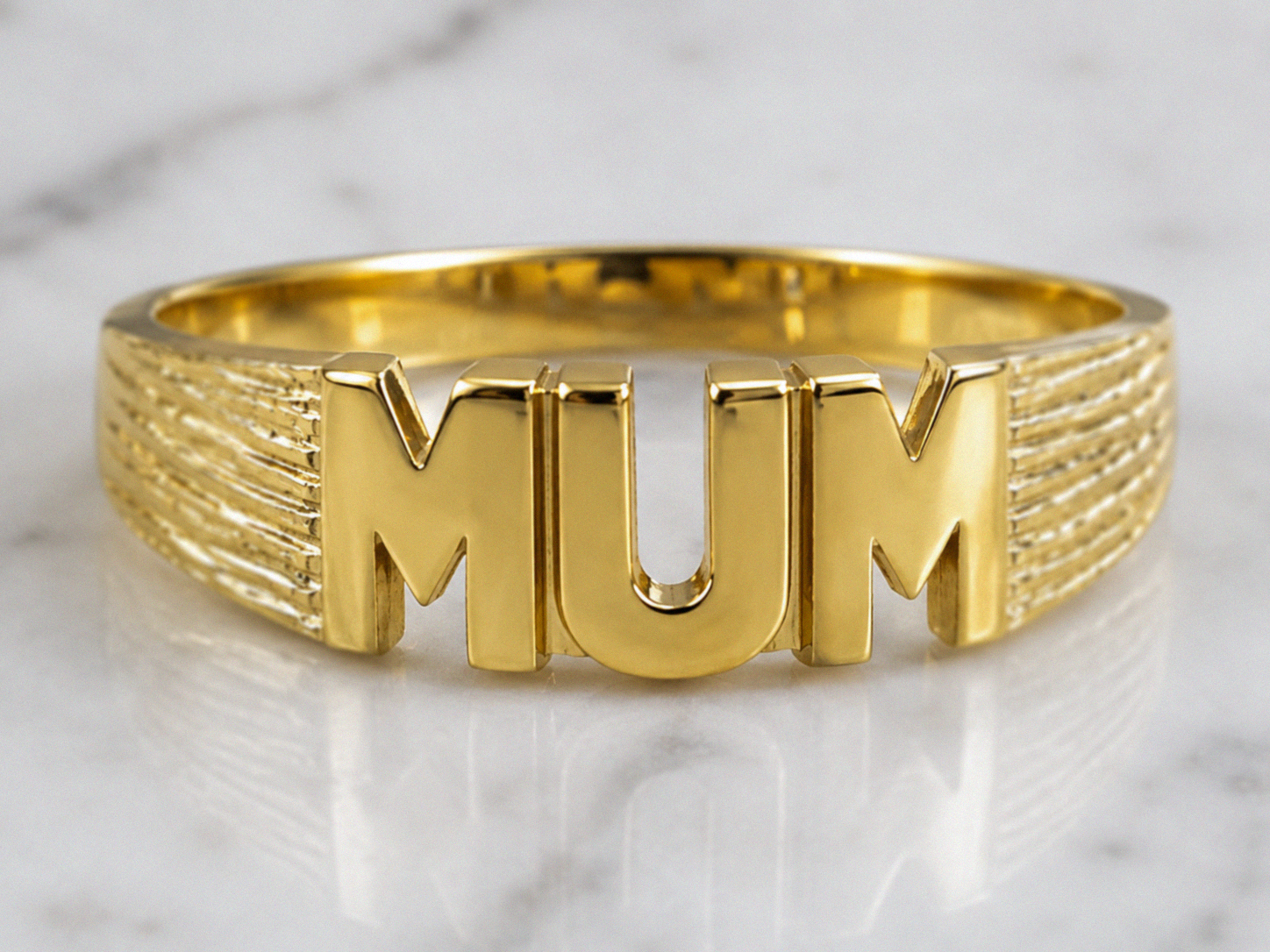 9ct Yellow Gold Textured Mum Ring