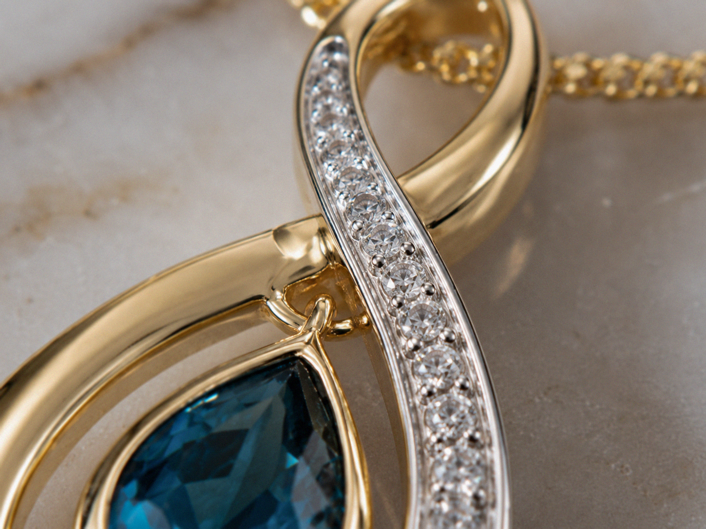 9ct Yellow Gold London Blue Topaz & Diamond Pendant Necklace