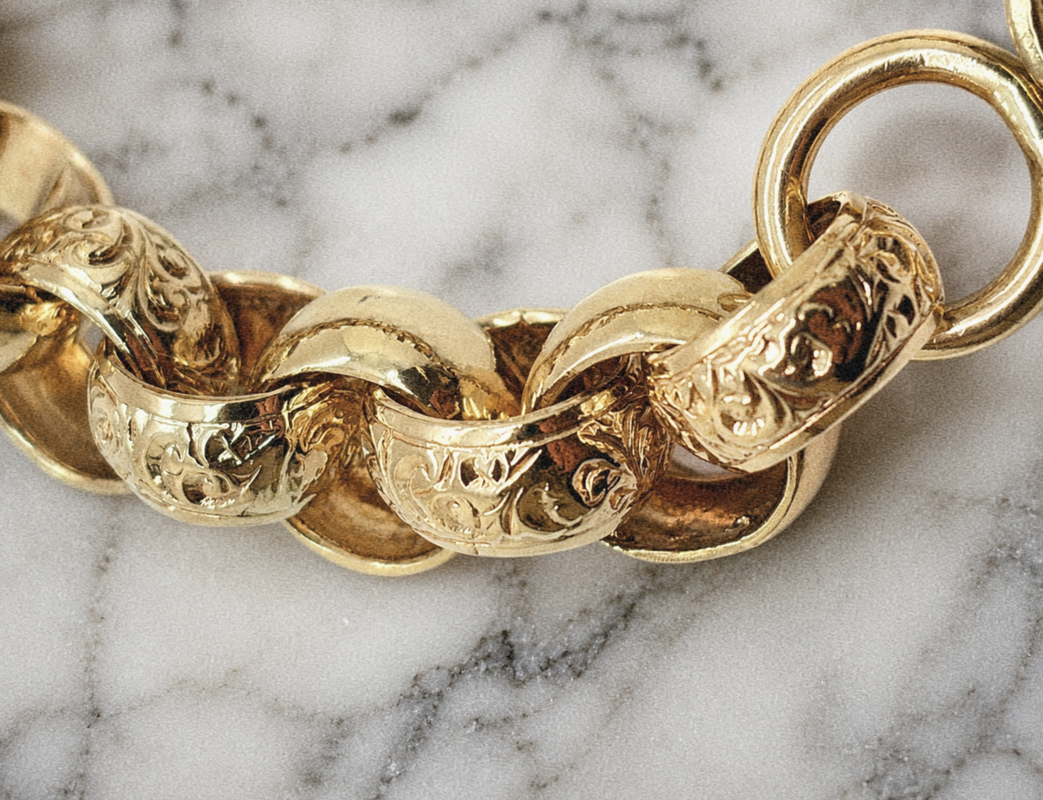 9ct Yellow Gold Engraved & Plain Belcher Bracelet