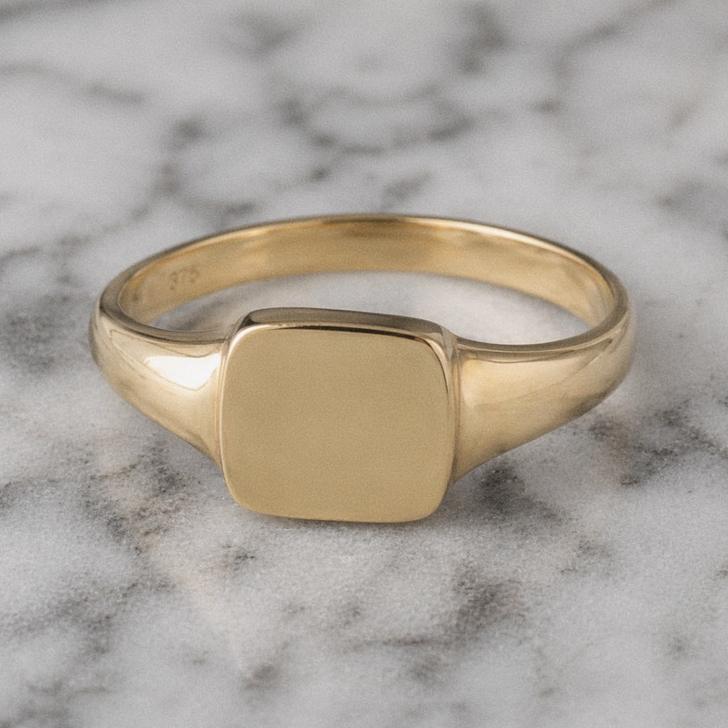 9ct Yellow Gold Plain Square Signet Ring