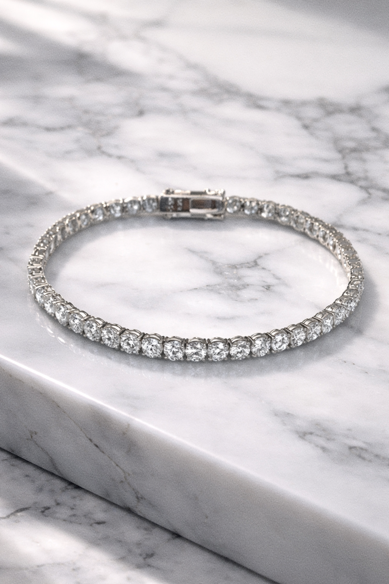 9ct White Gold 8.20ct Lab-Grown Diamond Tennis Bracelet