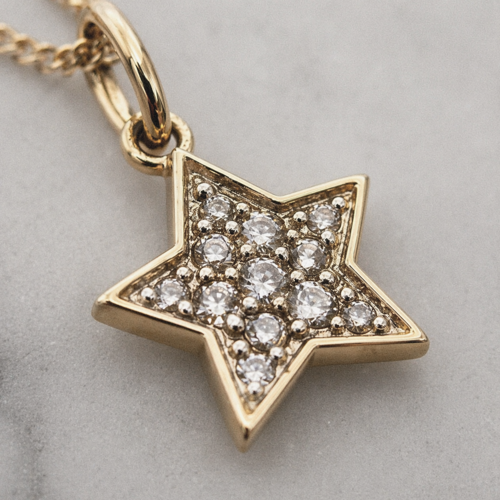 9ct Yellow Gold Diamond Star Pendant Necklace