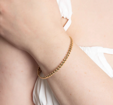 9ct Gold Plated 4mm Heart Link Bracelet