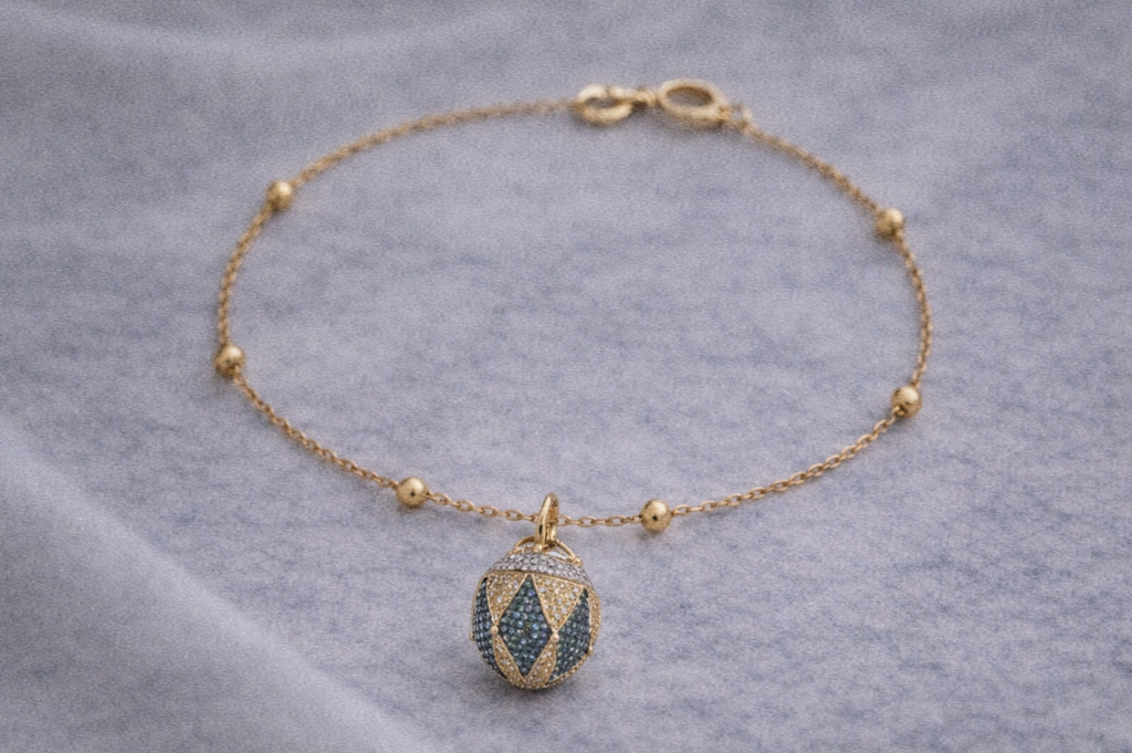 18ct White Gold 3ct diamond Fabergé Egg Charm Pendant.