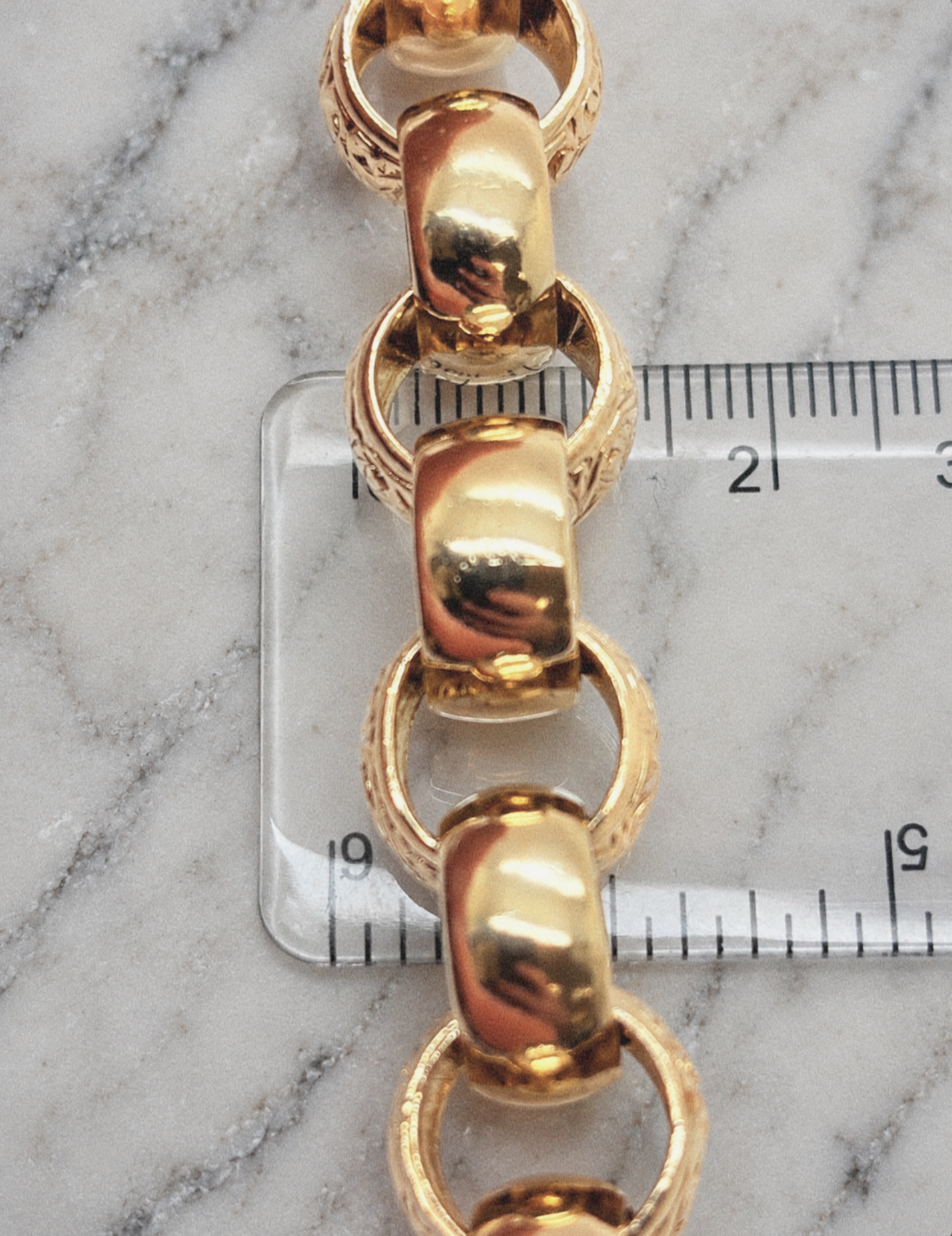 9ct Yellow Gold Engraved & Plain Belcher Bracelet