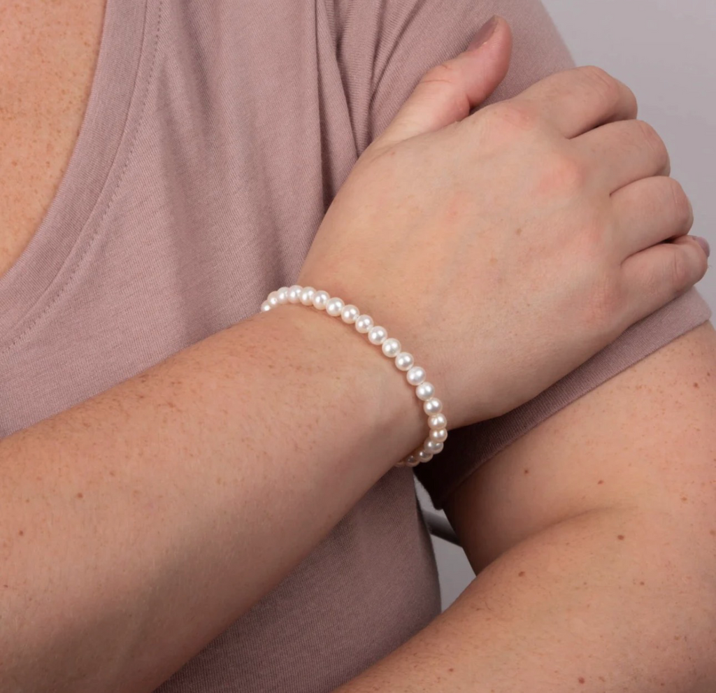 White Pearl Bracelet in Sterling Silver - Elegant Charm Link Design