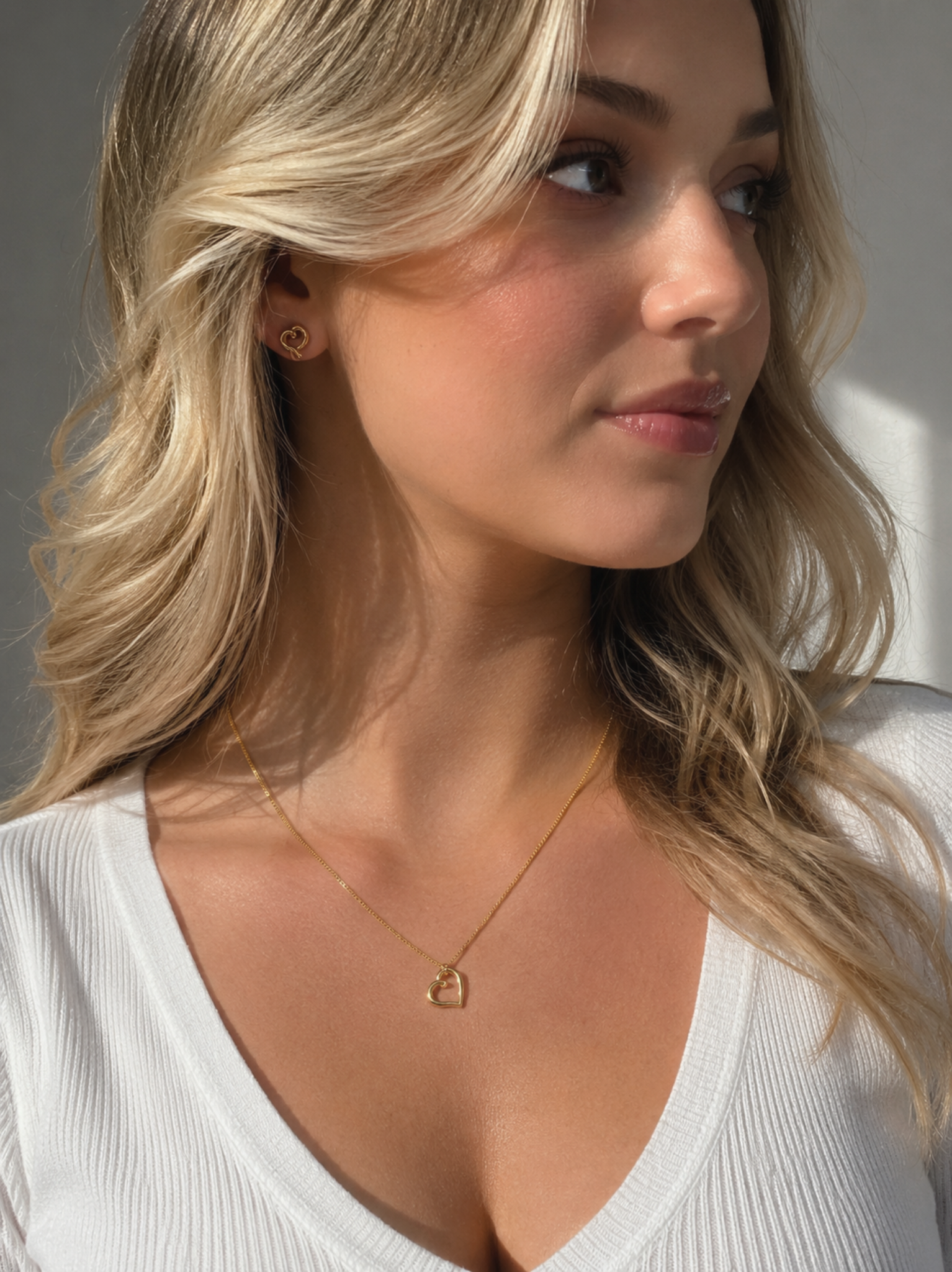 Organic Heart Pendant Necklace in 9ct Yellow Gold