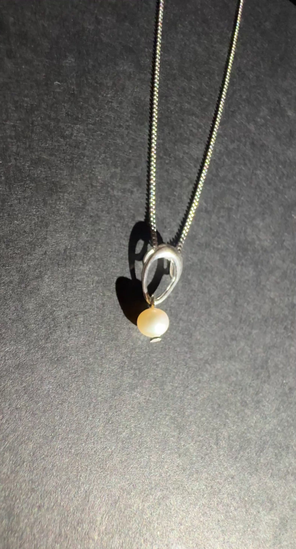 Sterling Silver Open Oval Freshwater Pearl Pendant Necklace – Rhodium Plated