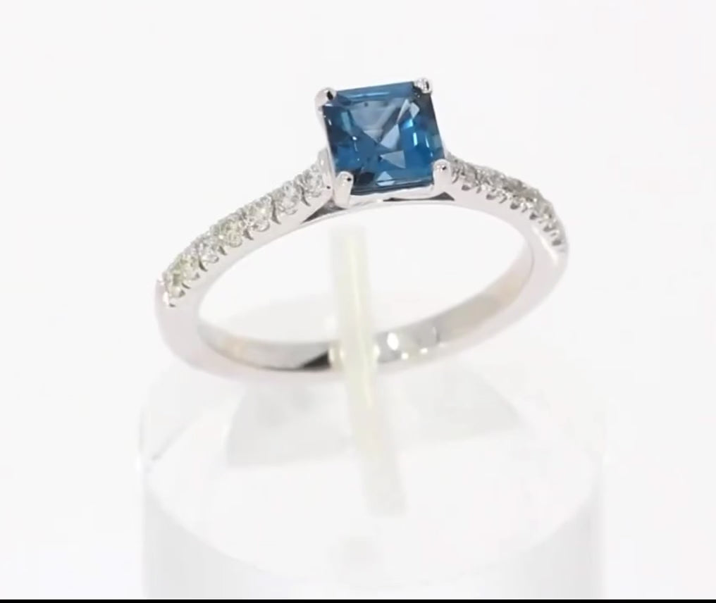 9ct White Gold London Blue Topaz & Diamond Set Shoulder Ring